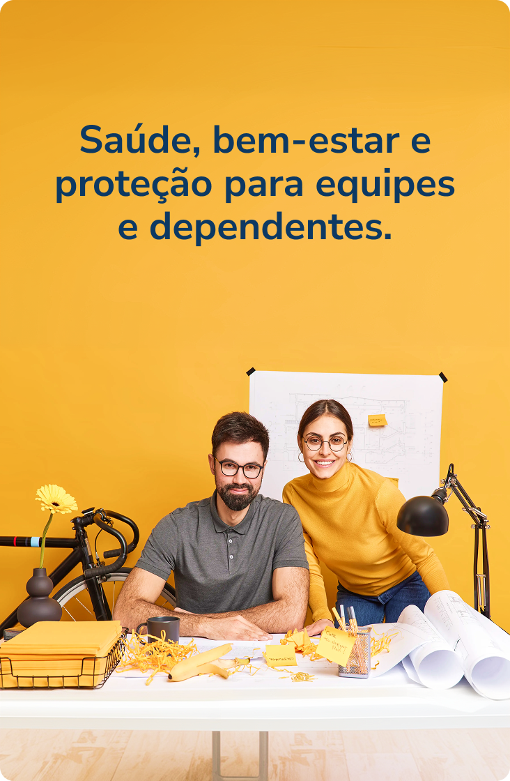 Equipe sorrindo, representando colaboradores e dependentes atendidos pela MIMO